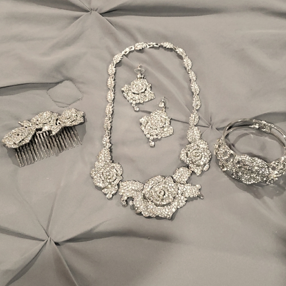 Wedding/ Special Occassion Jewelry Set